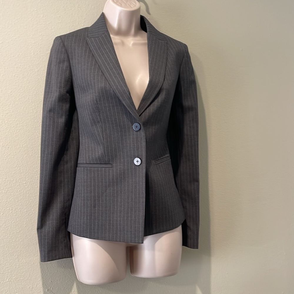 NWT Theory Grey Pinstriped Wool Blazer, 2
